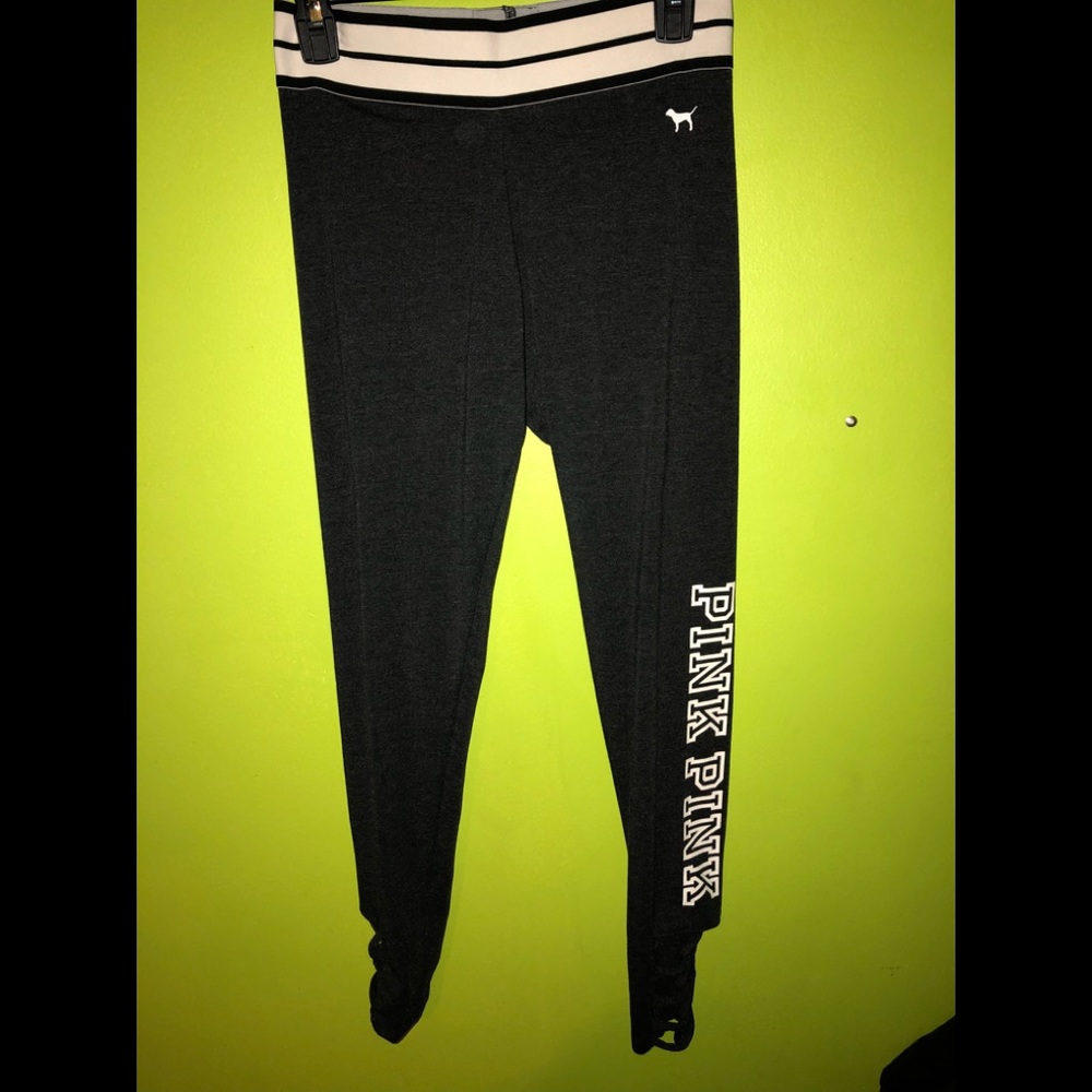 PINK Leggings